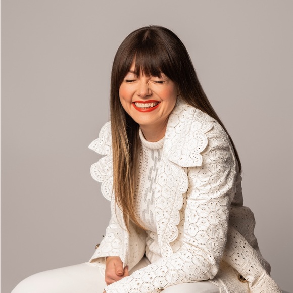 Meet your Posher, Kara - Picture 5 of 5